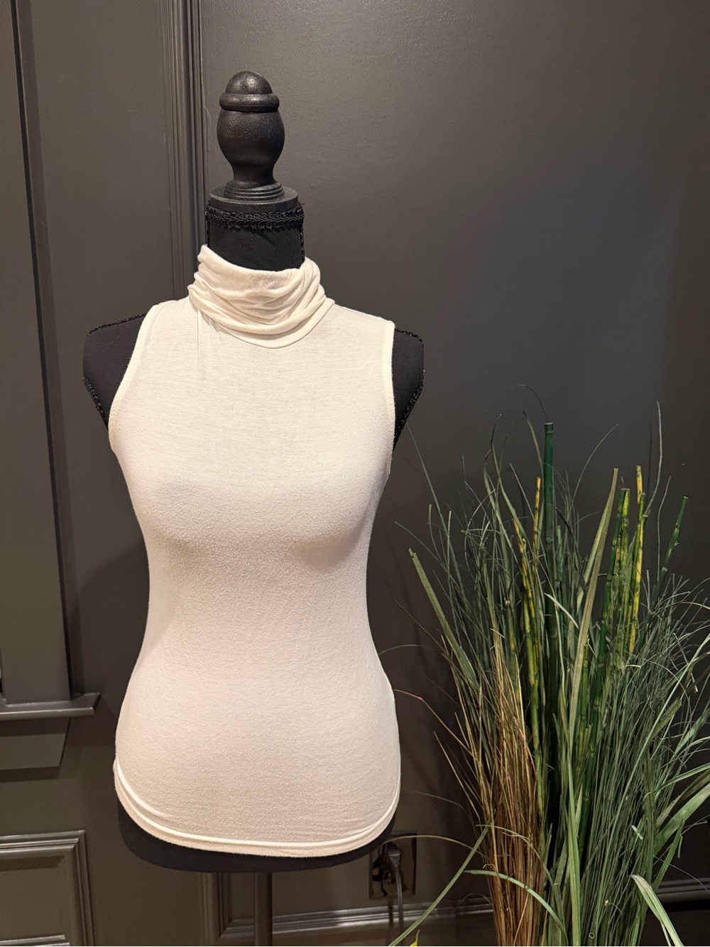 SHEIN Cream Sleeveless Turtleneck Tank Top